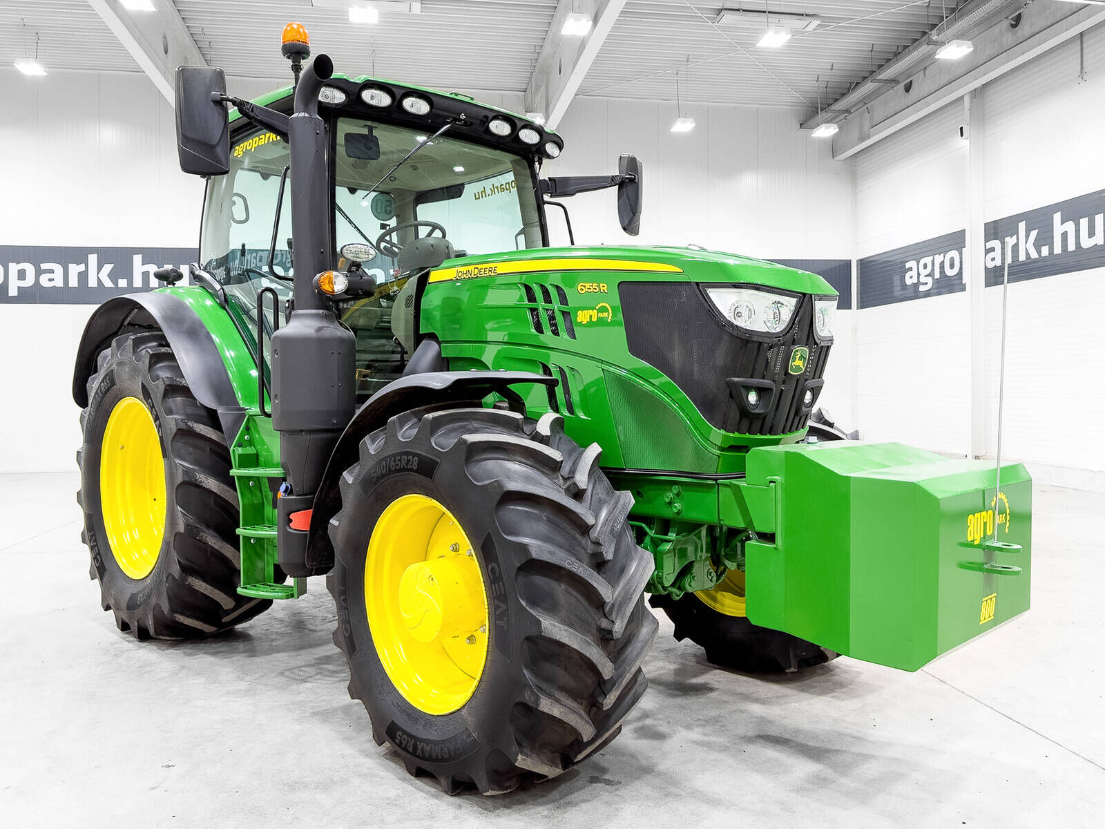 John Deere 6155R tractor, DirectDrive 50 km/h, TLS, HCS, Au 2
