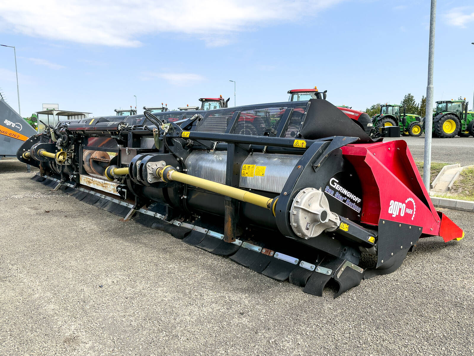 SF Horizon 1230/FB 12-row sunflower header with  3