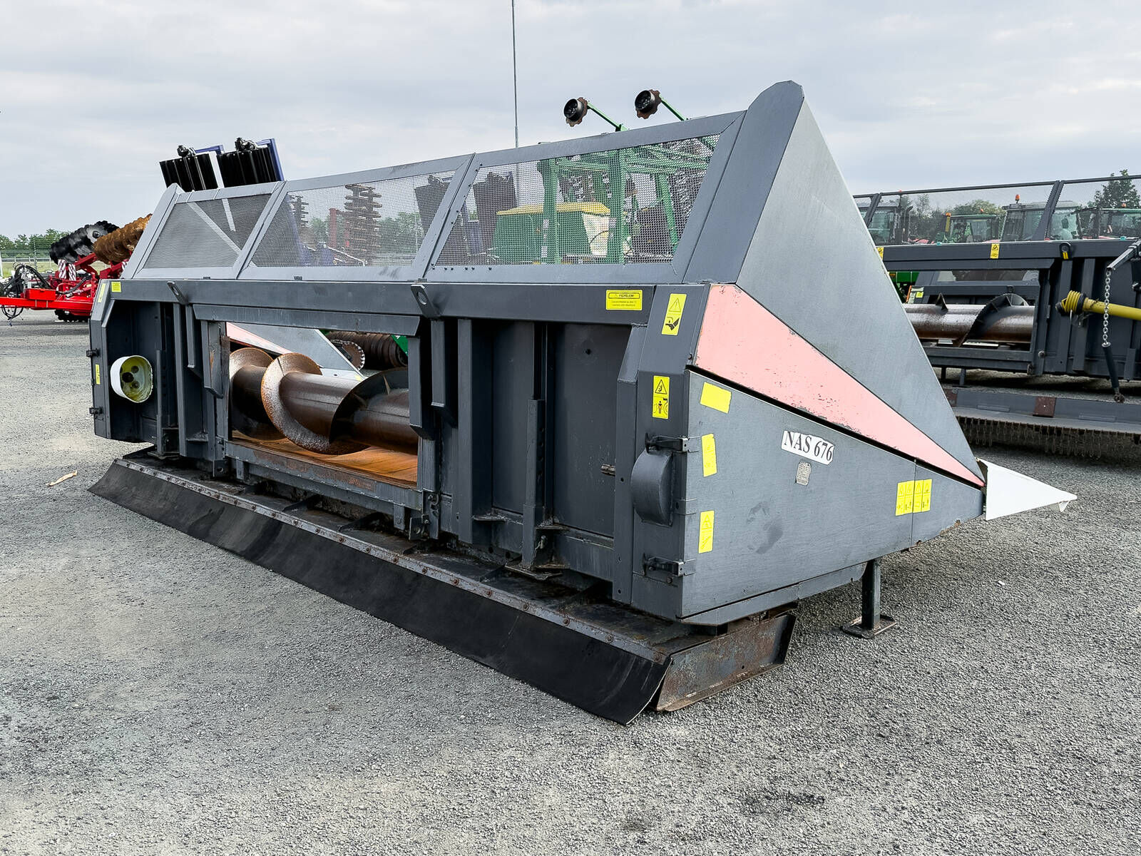 676 Z 6 row sunflower header with chopper for JD 3