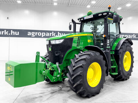 John Deere 7200R