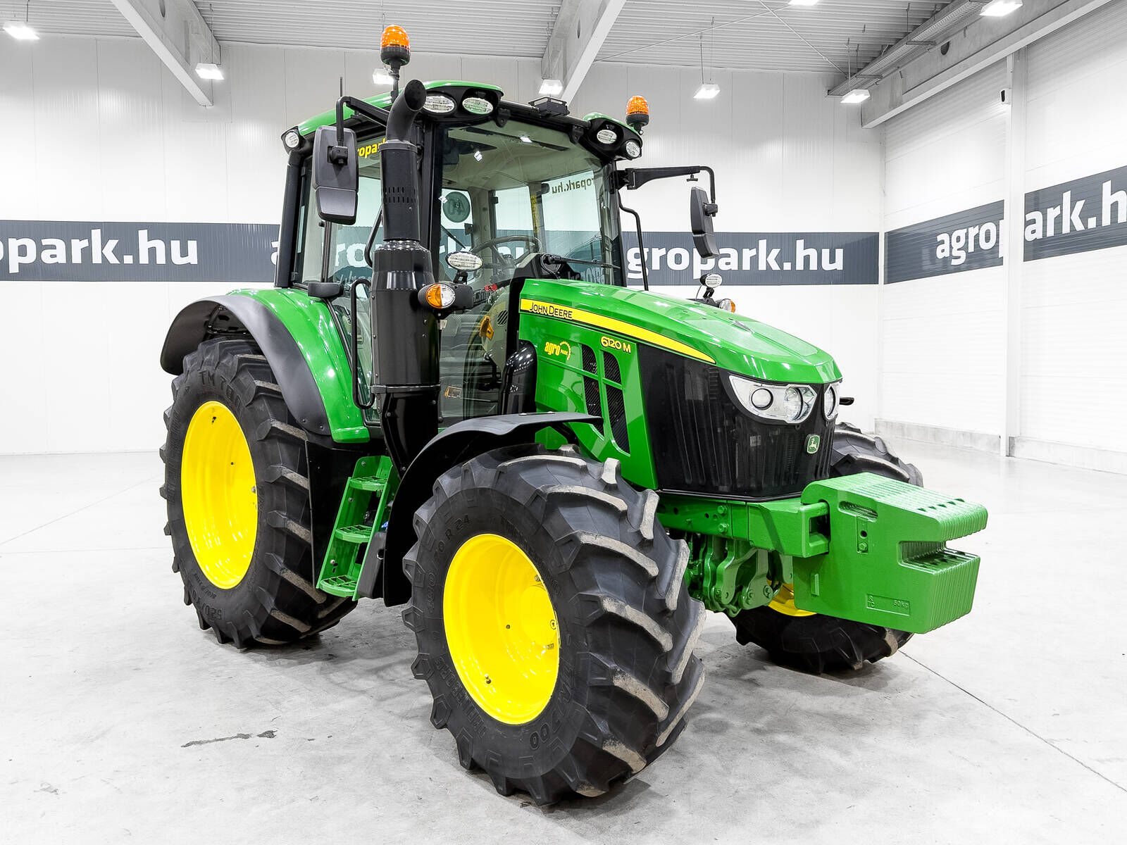 John Deere 6120M CommandQuad Plus Eco 24/24 40 km/h, cab an 2