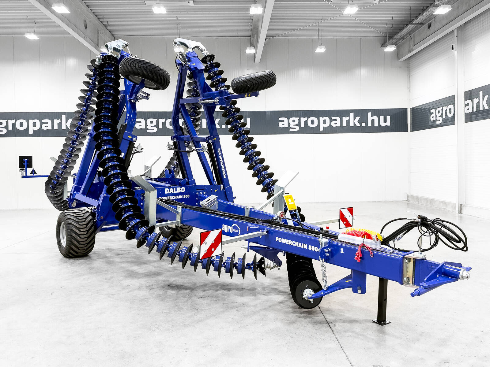 PowerChain 800 disc cultivator, 8 m working widt 2