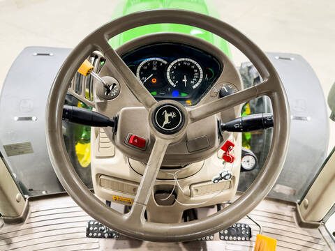 3578-2e2ea67918879f4e0bdf344287c8608e-5918732