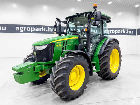 John Deere 5115M