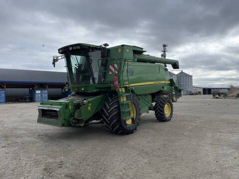 John Deere T660 HillMaster