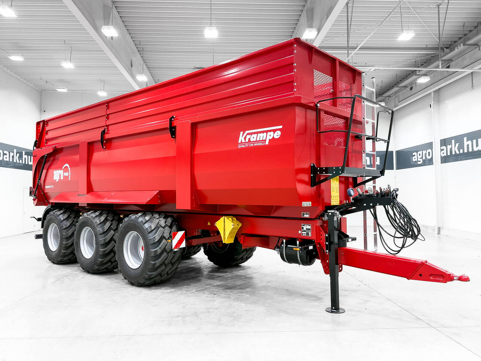 Krampe Big Body 900 (BB 900) 28 tons capacity, 46,1 m3, 2