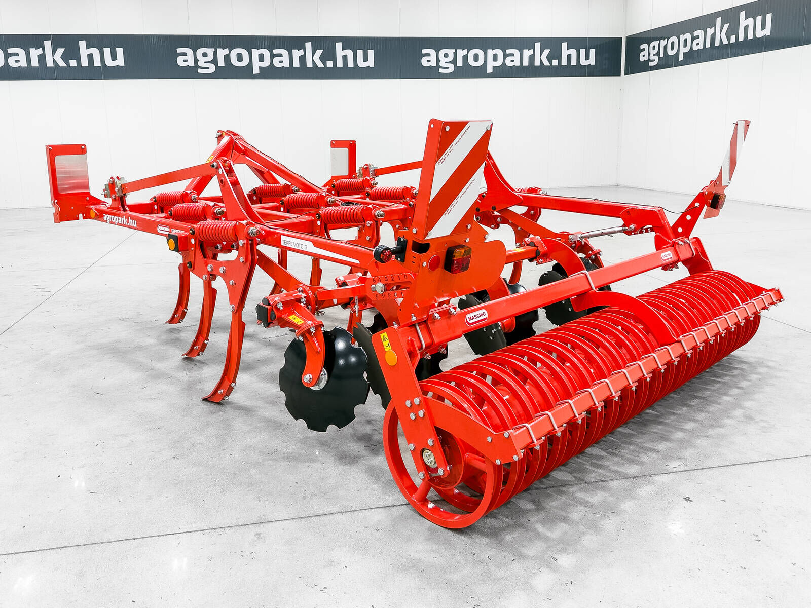 Gaspardo Terremoto 3 300 UNUSED cultivator with 3 m worki 3