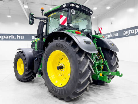 John Deere 6R 250