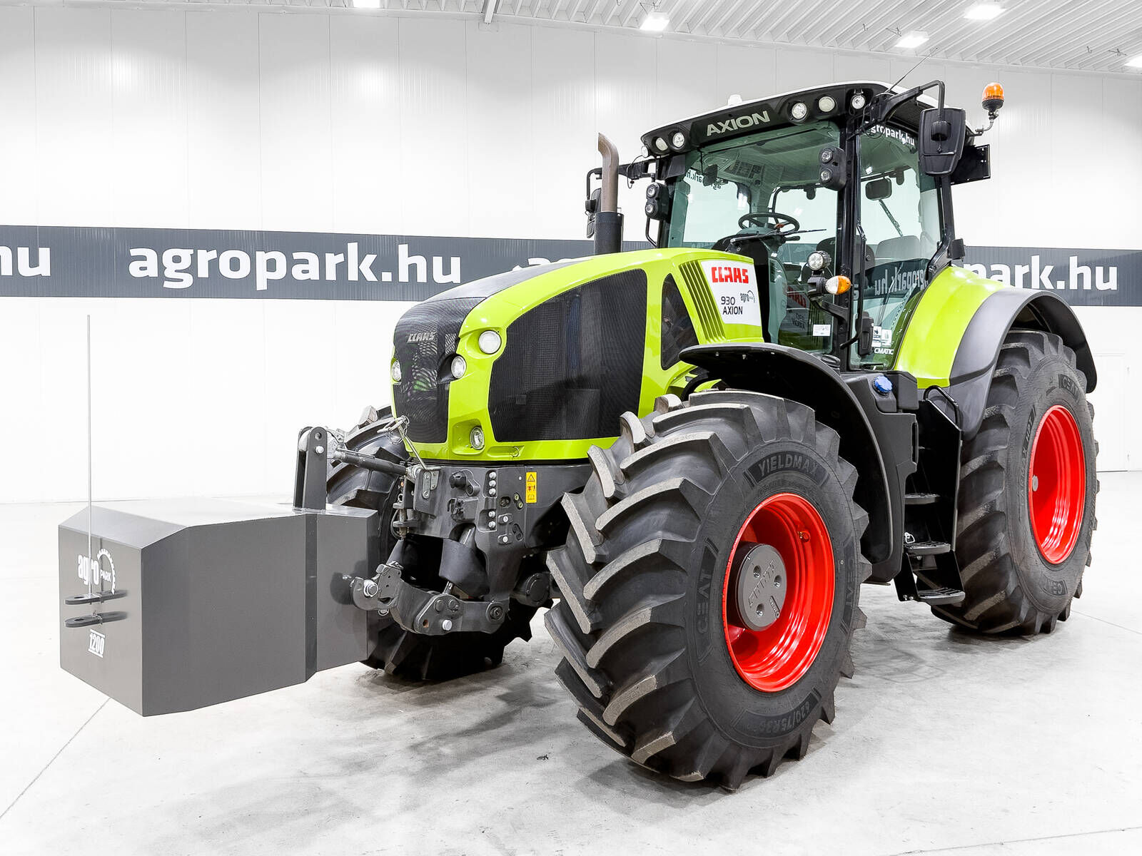 Claas Axion 930 CMATIC 50 km/h front axle suspension,  1