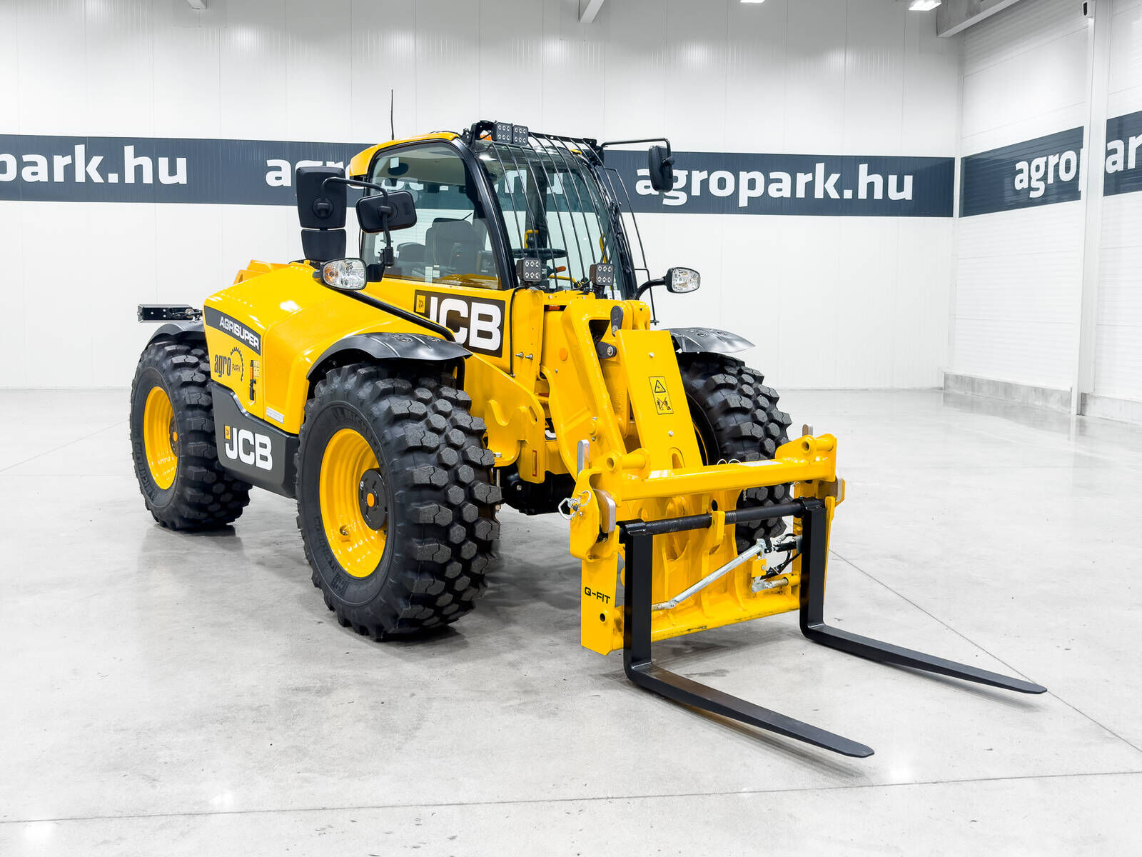 JCB 538-70 Agri Super PS6 telehandler, 6 speed Power 2
