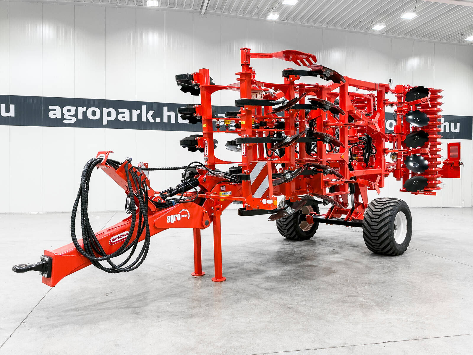 Gaspardo Maschio Dracula Hydro F 430 4.3 m folding frame cultivat 1