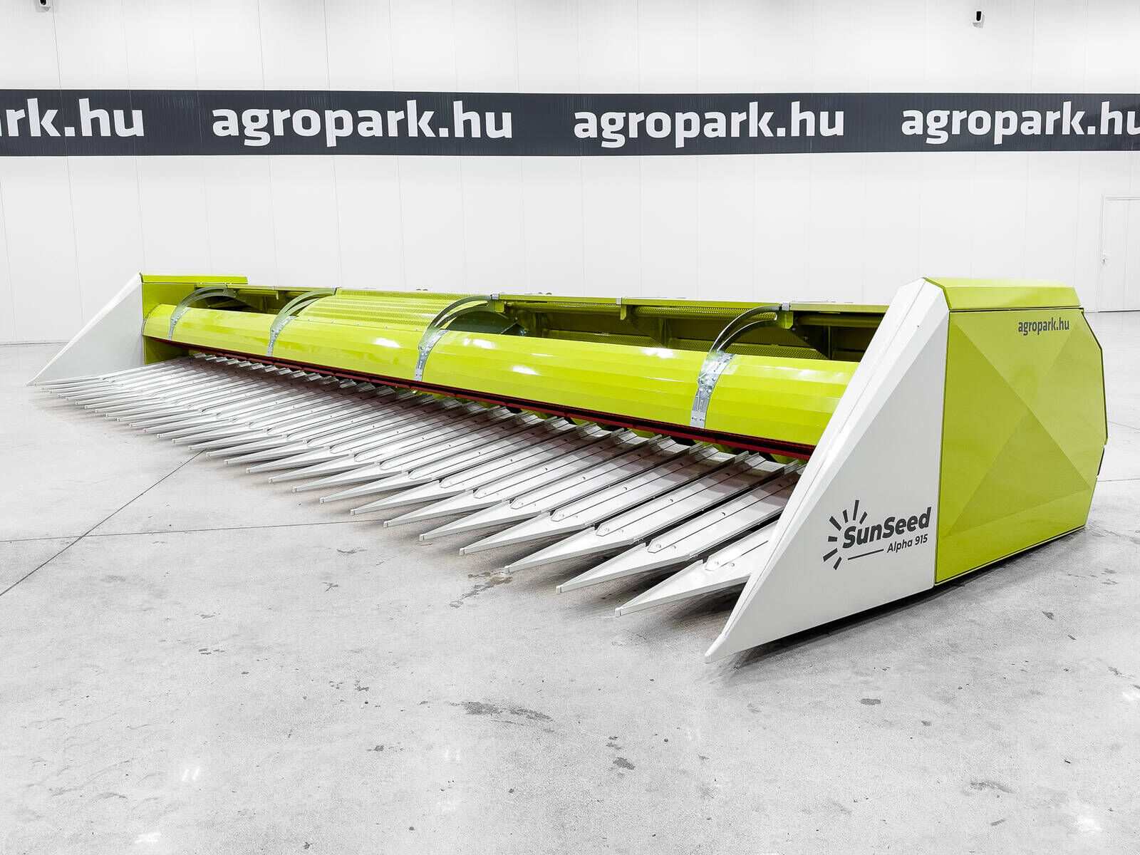 Alpha 915 9,15 m, 12 row (75 cm), row independen 1