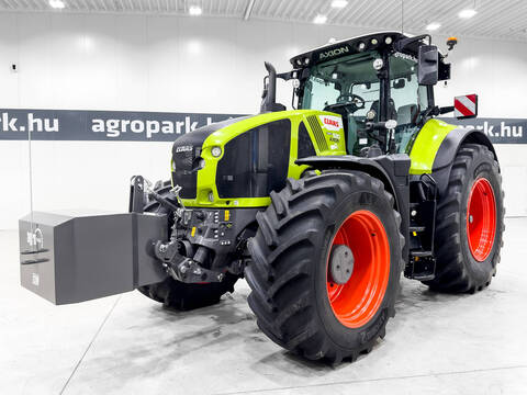 Claas Axion 930