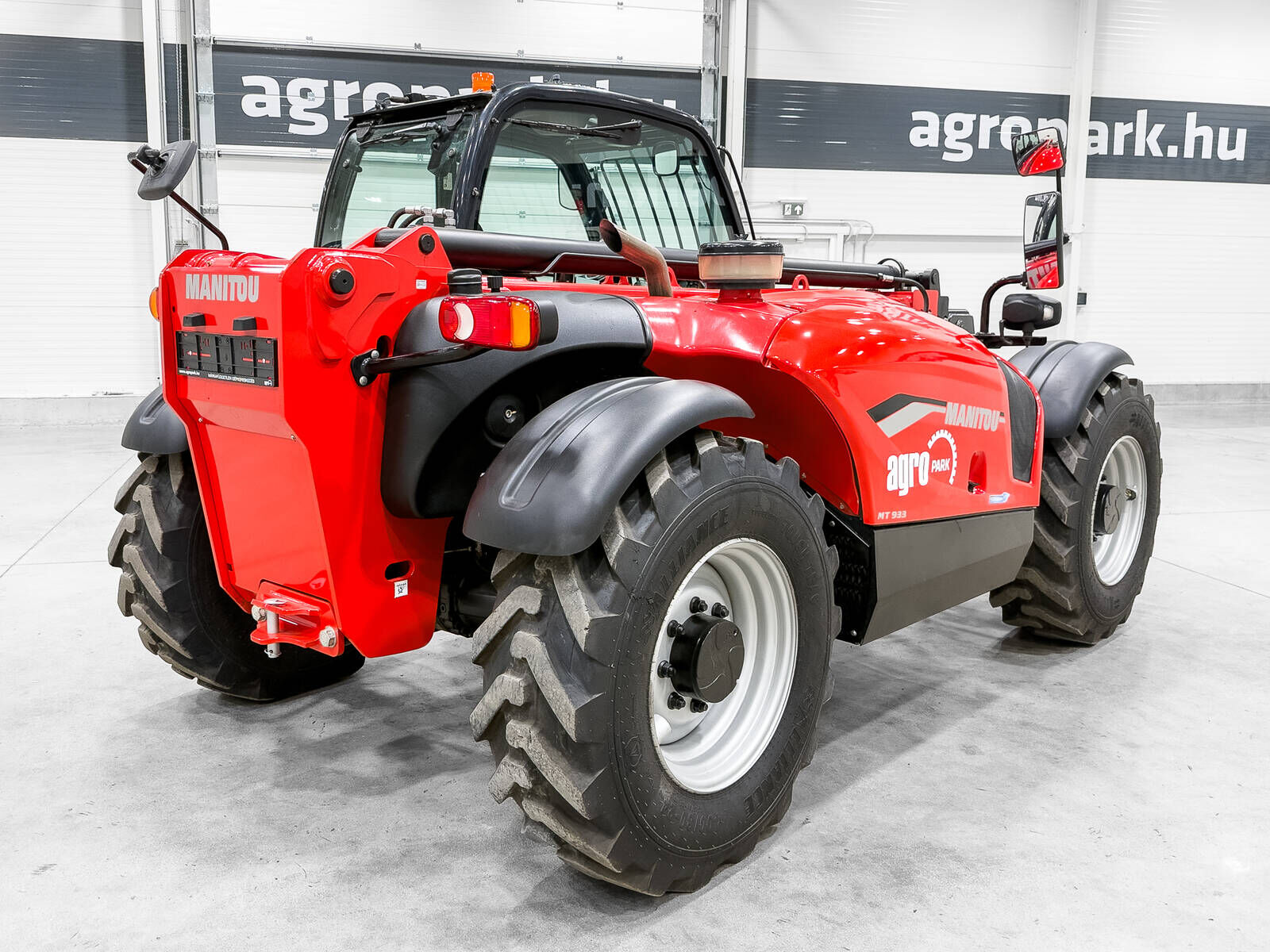 Manitou MT 933 telehandler, 9,1 m lifting hight 3,3 ton  3