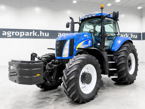 New Holland T8050