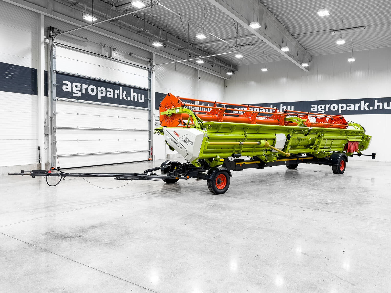 Claas Vario 1080 (V1080) 10,8 m Vario header with trol 3