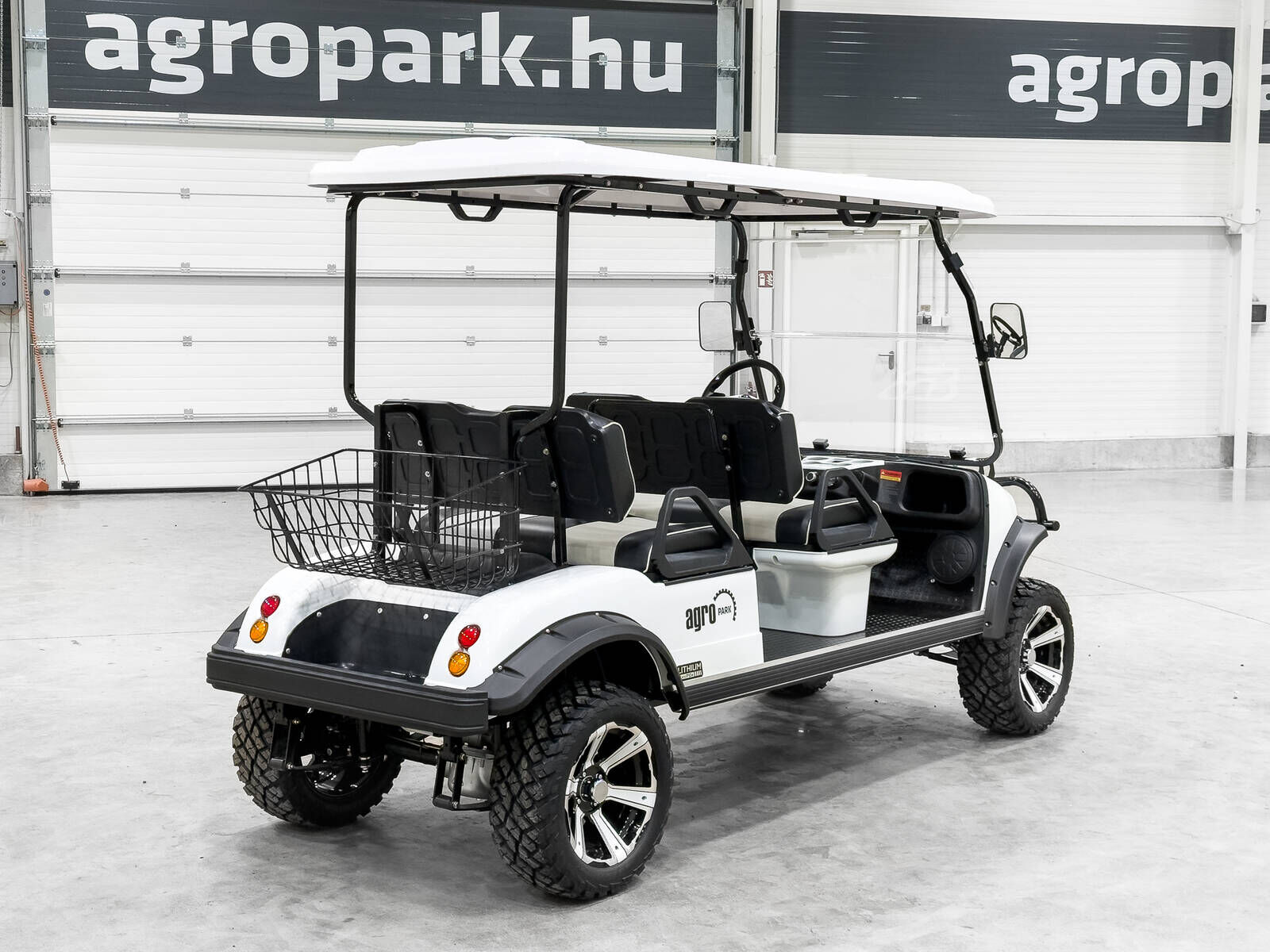 FORESTER 4F Golfcart, 4-Sitzer 3