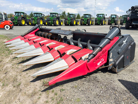Capello Quasar F8 8-row rigid corn header for Claas Lexi