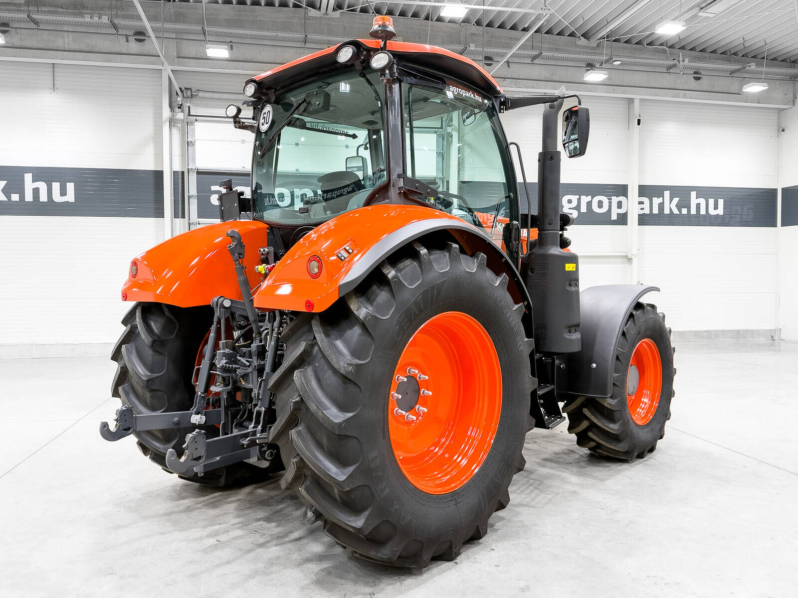 Kubota M7152 30/15 Powershift 50 km/h transmission, axl 3