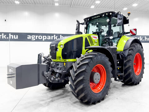 Claas Axion 930