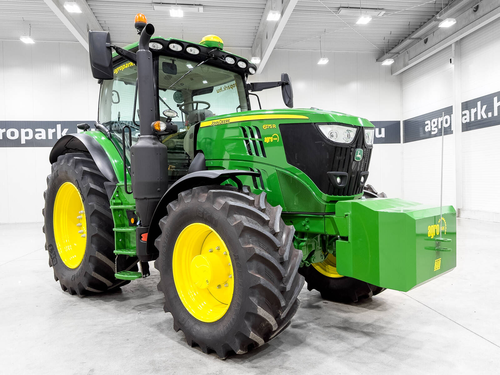 John Deere 6175R tractor, TLS, HCS, full SF6000 AutoTrac, C 2