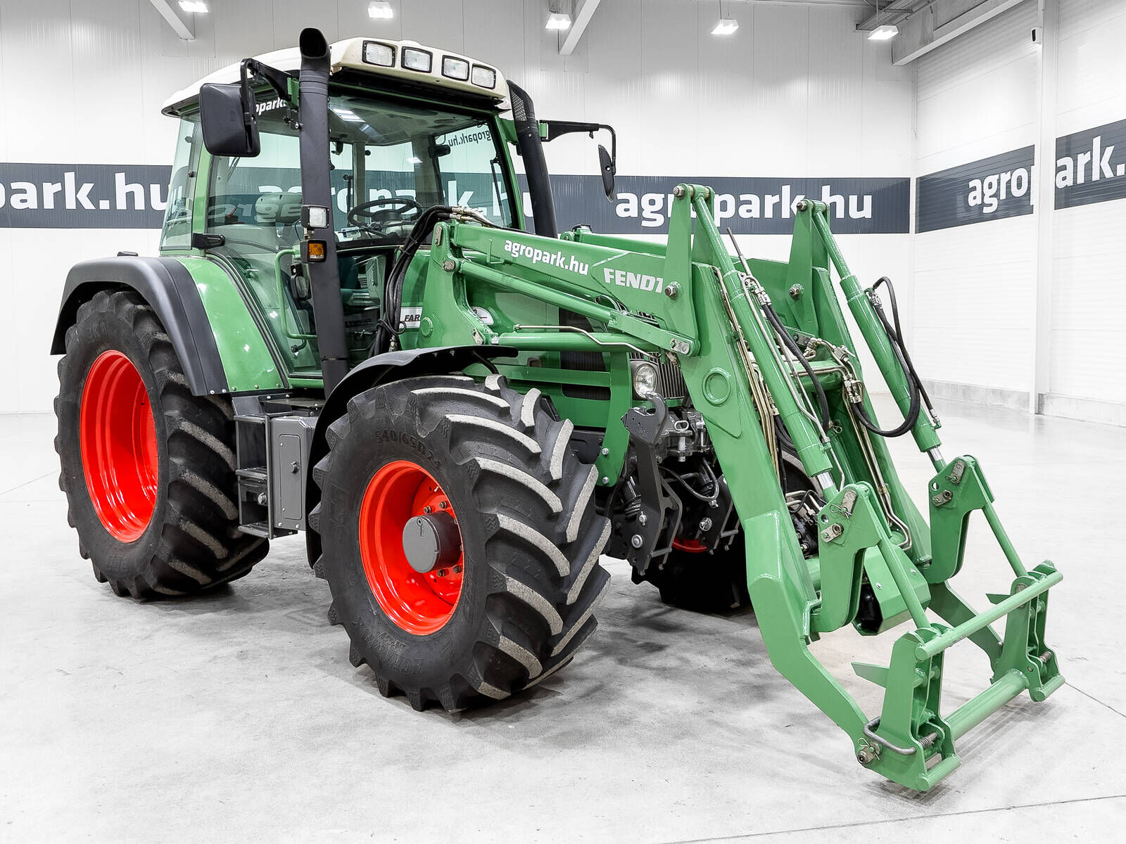 Fendt Farmer 412 Vario  2