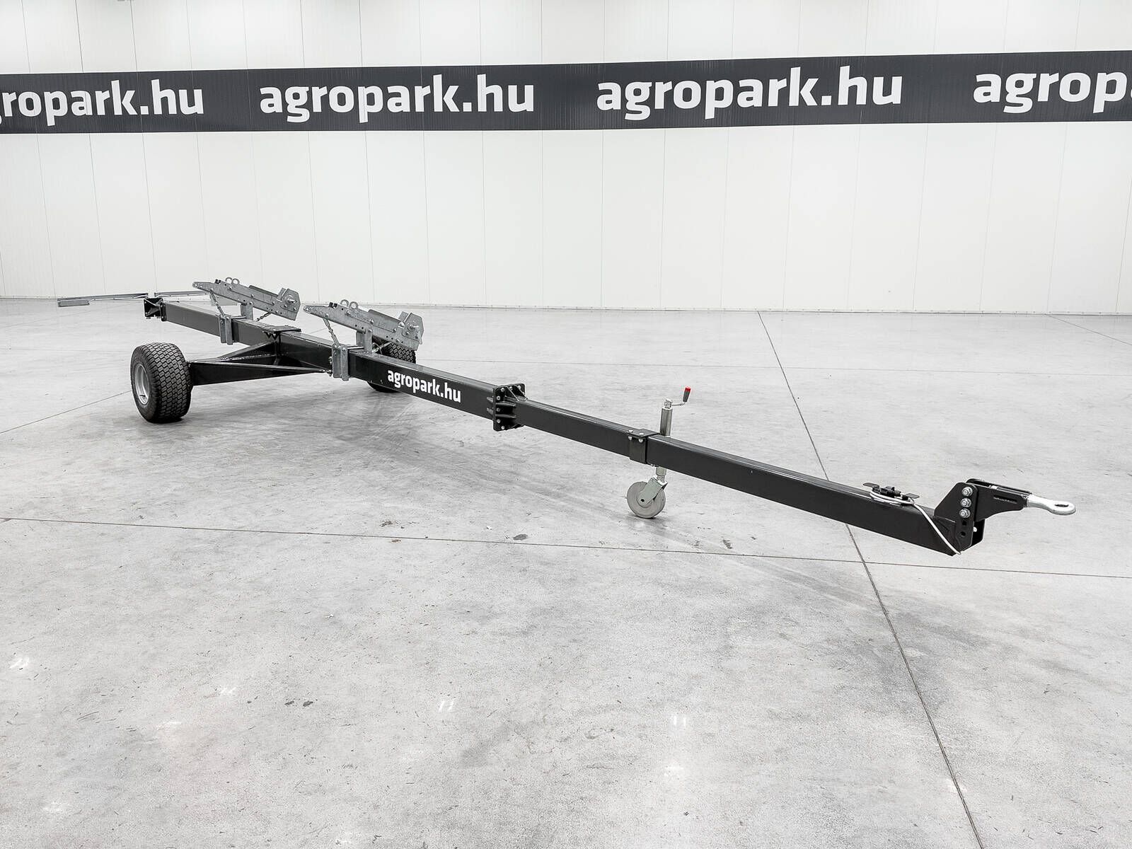 TA-600 trolley for SunSeed sunflower header 3