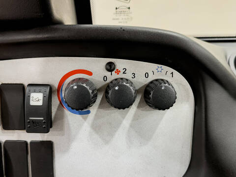 3578-89e00f7657358d0c8cc07d4089299cb8-5357883