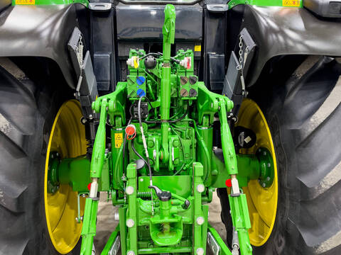 John Deere 6195M TLS