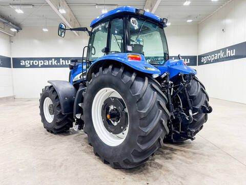 New Holland TG255 Powershift, air con, air brakes