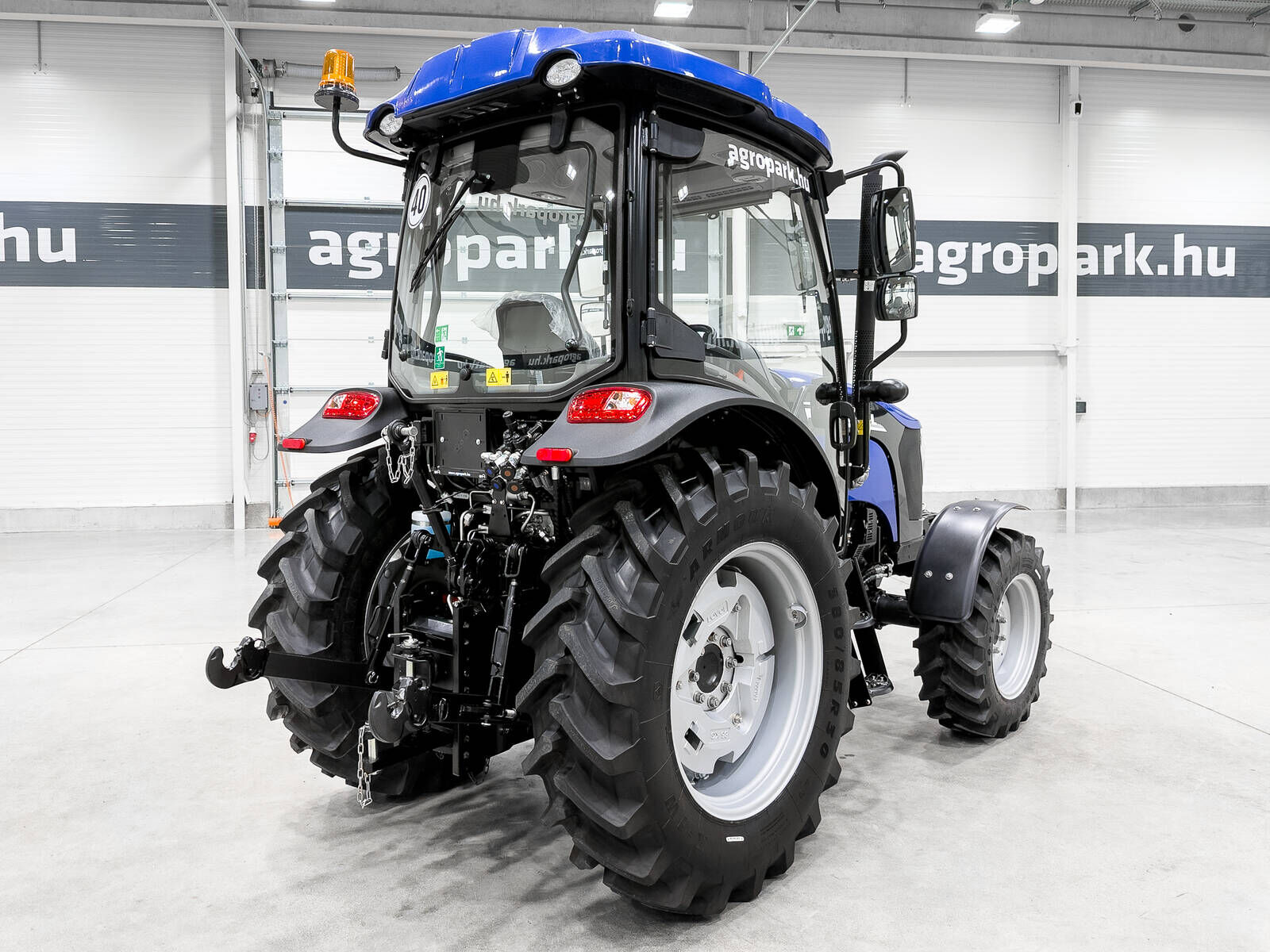 Lovol M3075 M754 tractor with air brakes, Doosan/Hyund 3