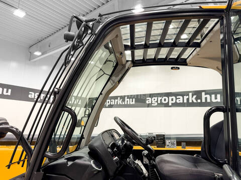 3578-922aa3a1f56e773d2f59b86278ae76d0-5642368