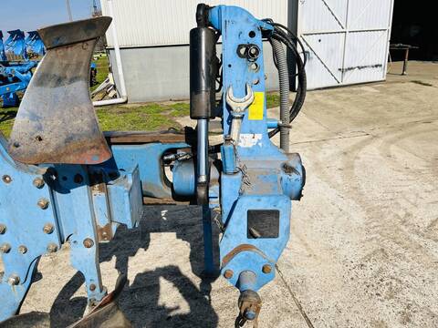 3578-99cbfb3798a3cecce2834cfe7e68d72f-5401542