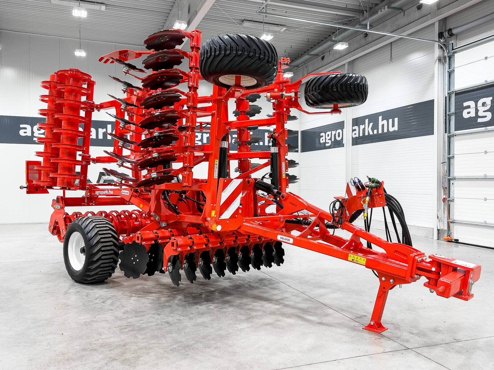 Veloce T 600 UNUSED 6m disc, light disc harrow 2