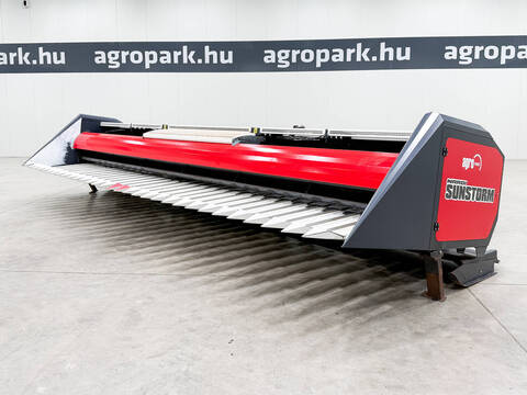 Sonstige Sunstorm SFH740 7,4 m row-independent chopping s
