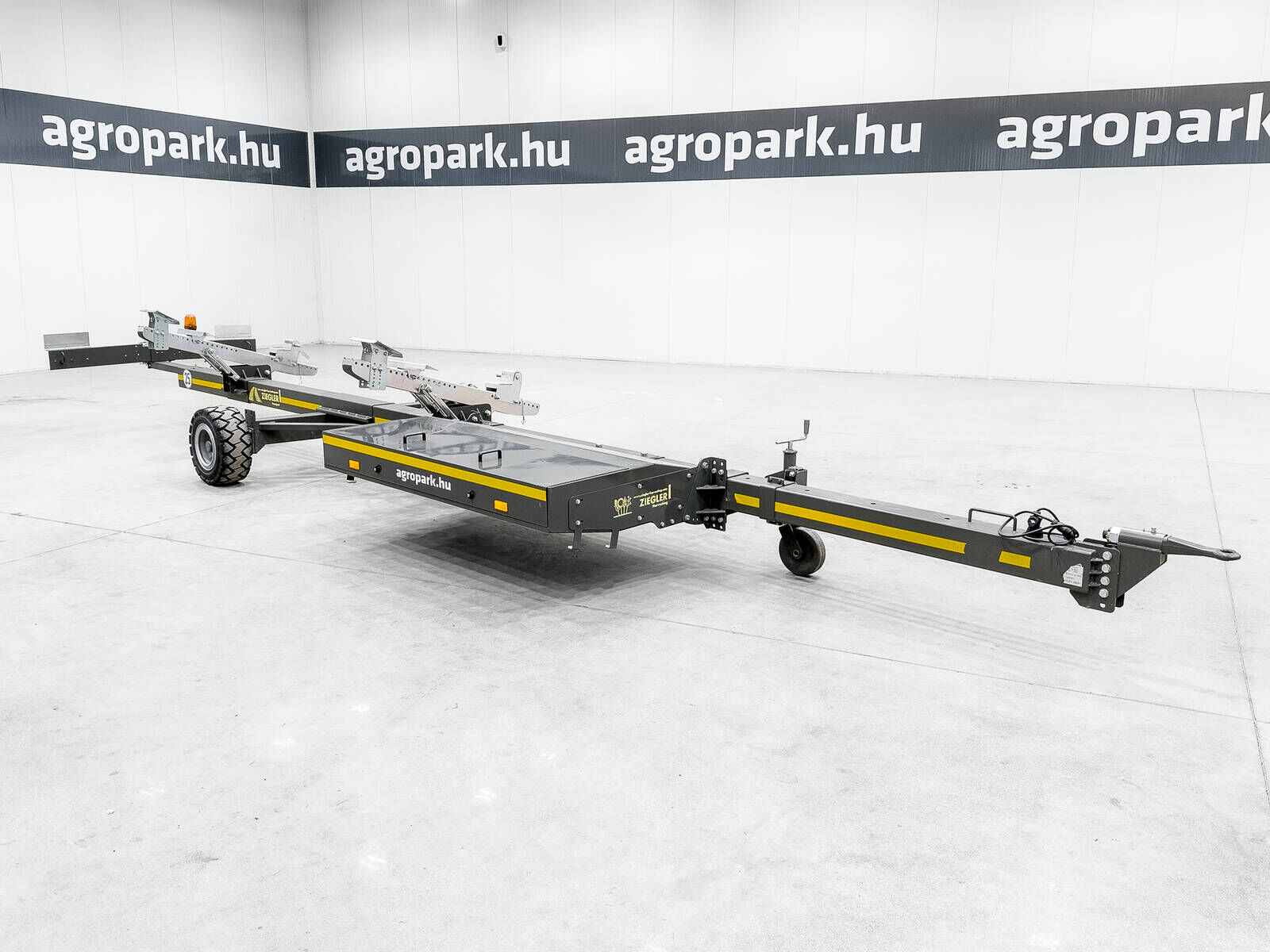 Ziegler PowerFlow 6,2 trolley for combine header with ma 2