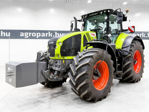 Claas Axion 950
