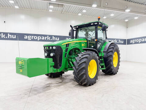 John Deere 8245R 16/5 Powershift 40 km/h, ILS, Active Seat