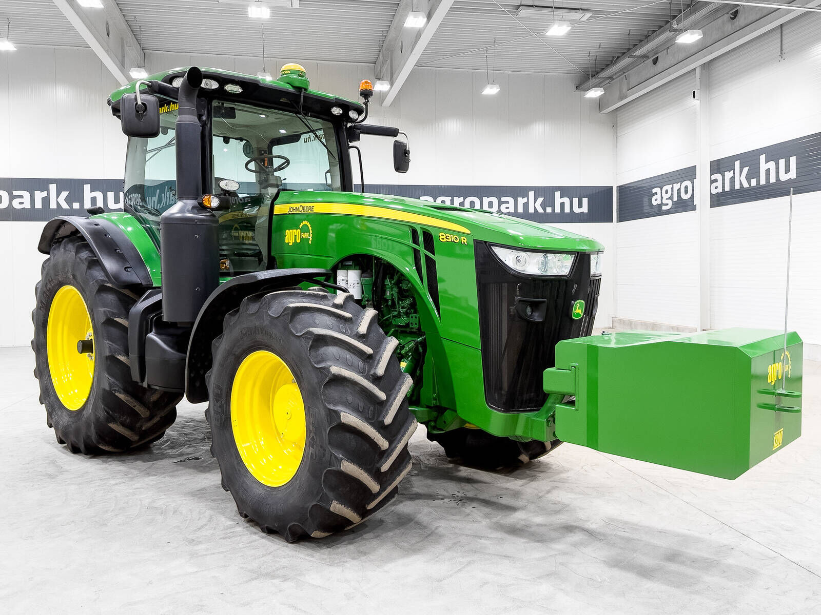 John Deere 8310R 16/5 Powershift, ILS, Active Seat, air bra 2