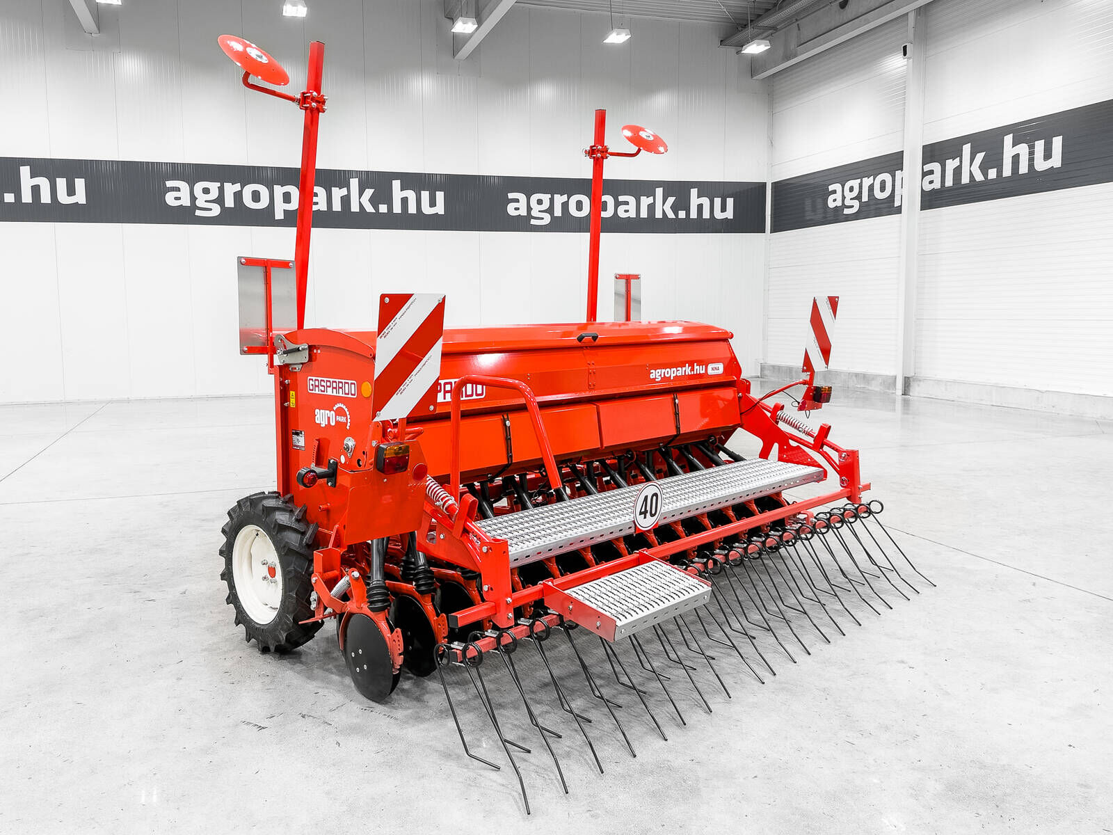 Gaspardo Nina 300 seed drill, 3 m working width, 500 lite 2