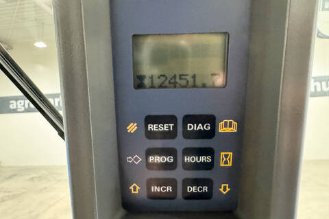 New Holland TG255 Powershift, Klimaanlage, Druckluftbremsen