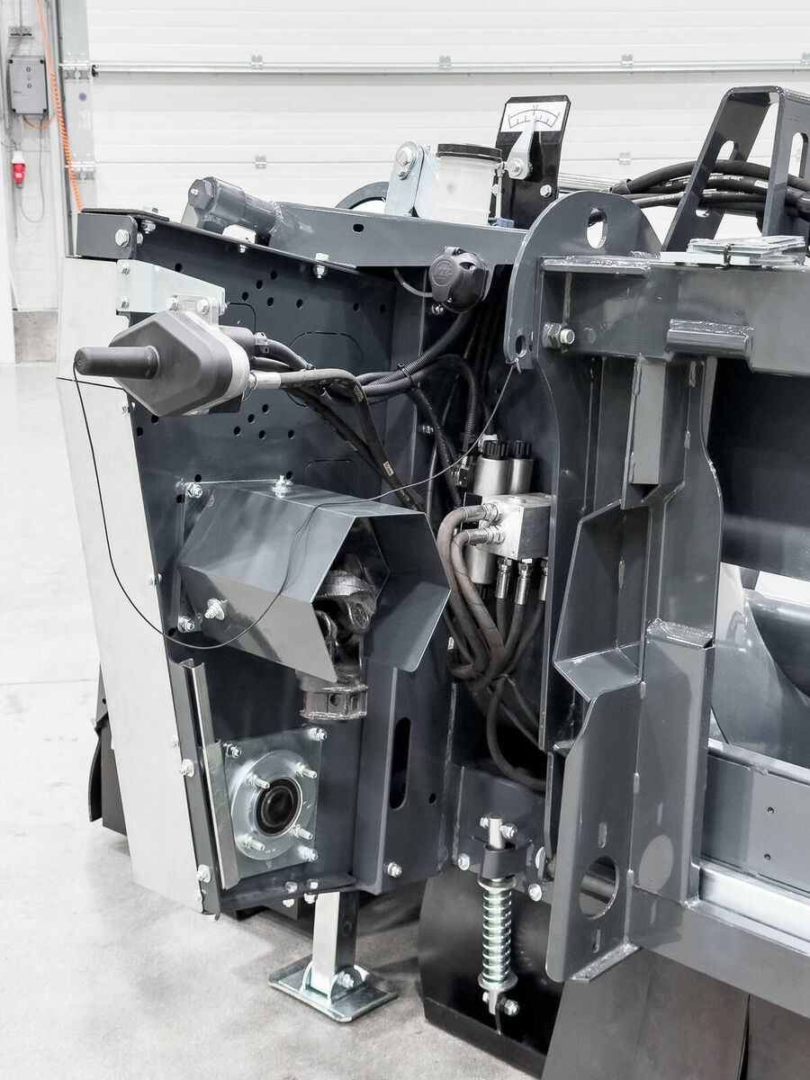 Tecnomais TMRP2 6R-F UNUSED corn header, 6 row, foldable,  2