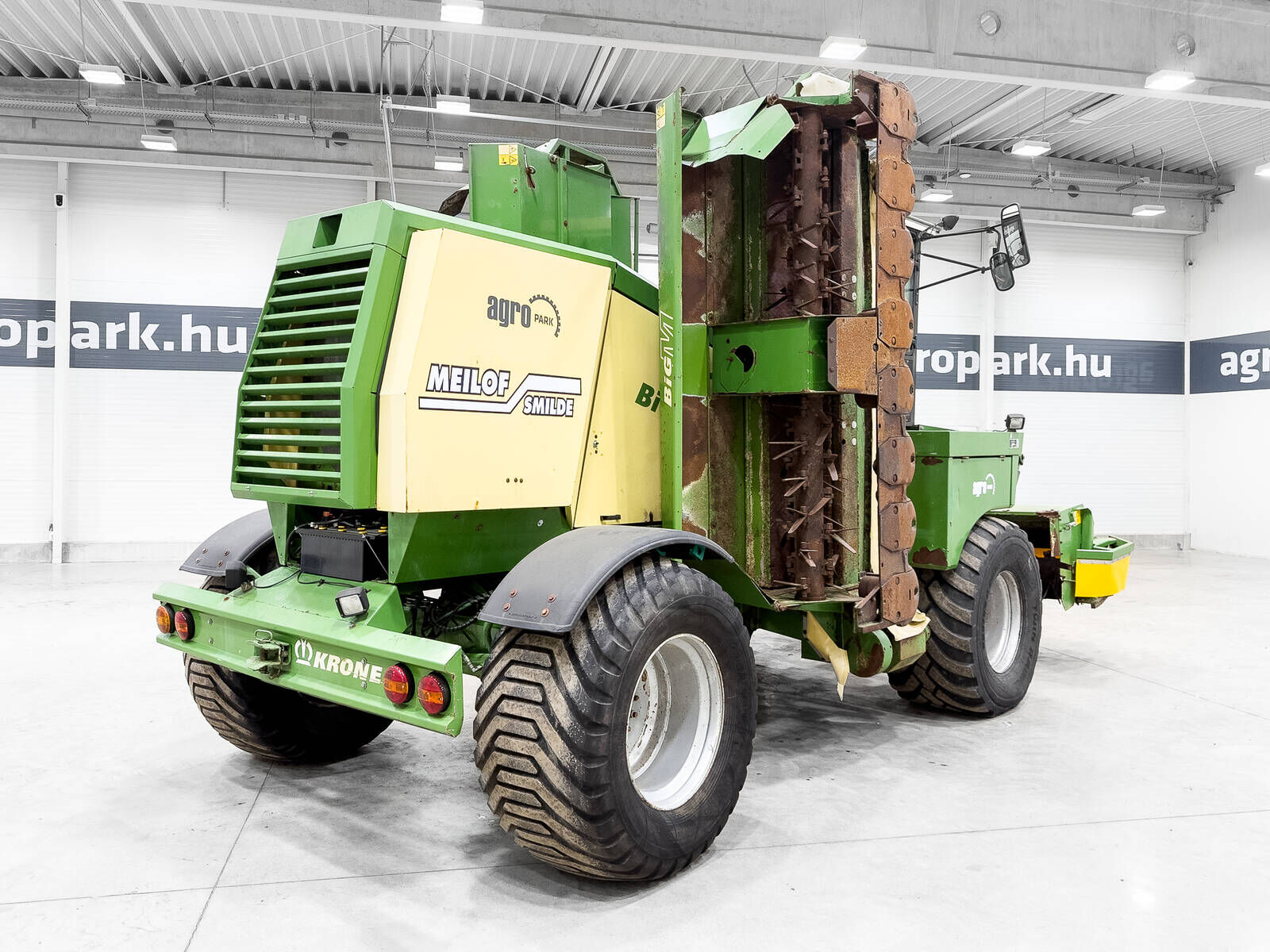 Krone BIG M 419-83 9,1 m working width, air conditioni 3