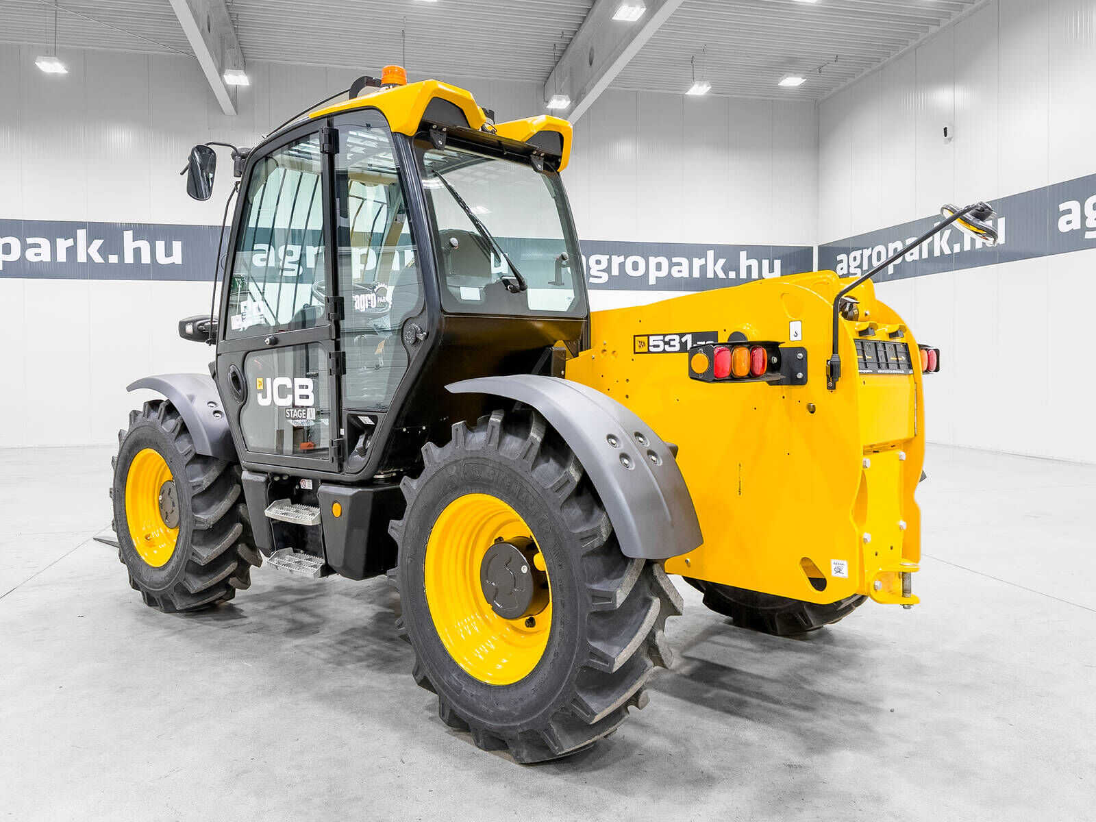 JCB 531-70 telehandler with 7 m lifting height, 3.10 3