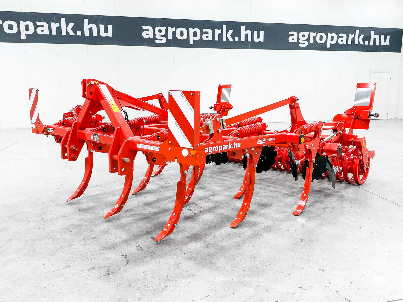 Gaspardo Maschio Terremoto 3 300 cultivator with 3 m working widt 1
