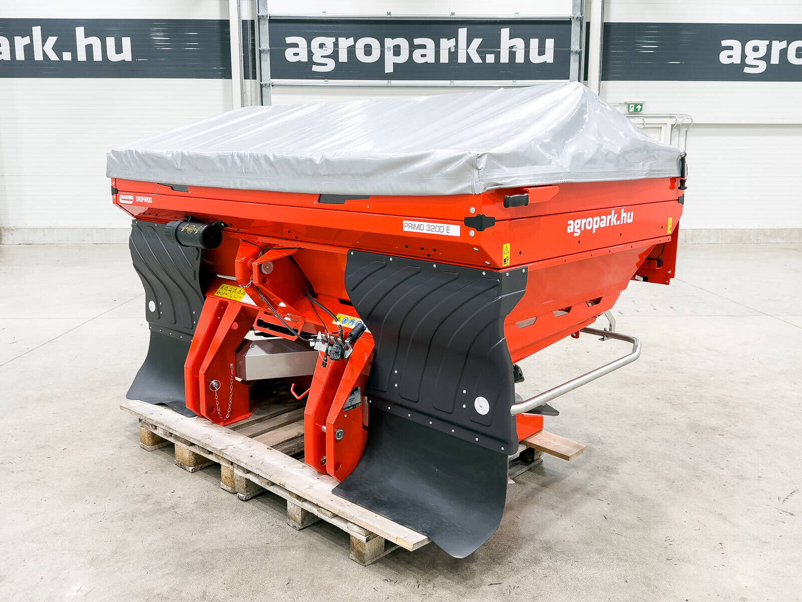 Gaspardo Primo E218 1805 liter, 12-36 m fertilizer spread 3