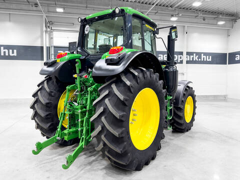 John Deere 6195M