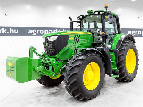 John Deere 6175M