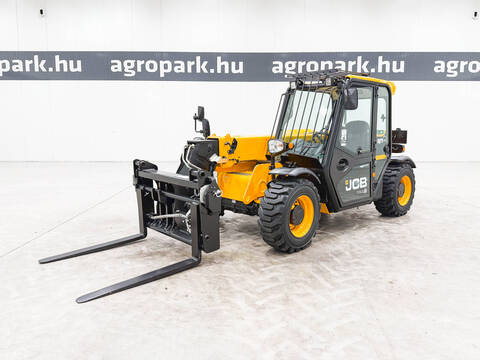 JCB 525-60 Hi-Viz 6 m lift height, 2,500 kg lift cap