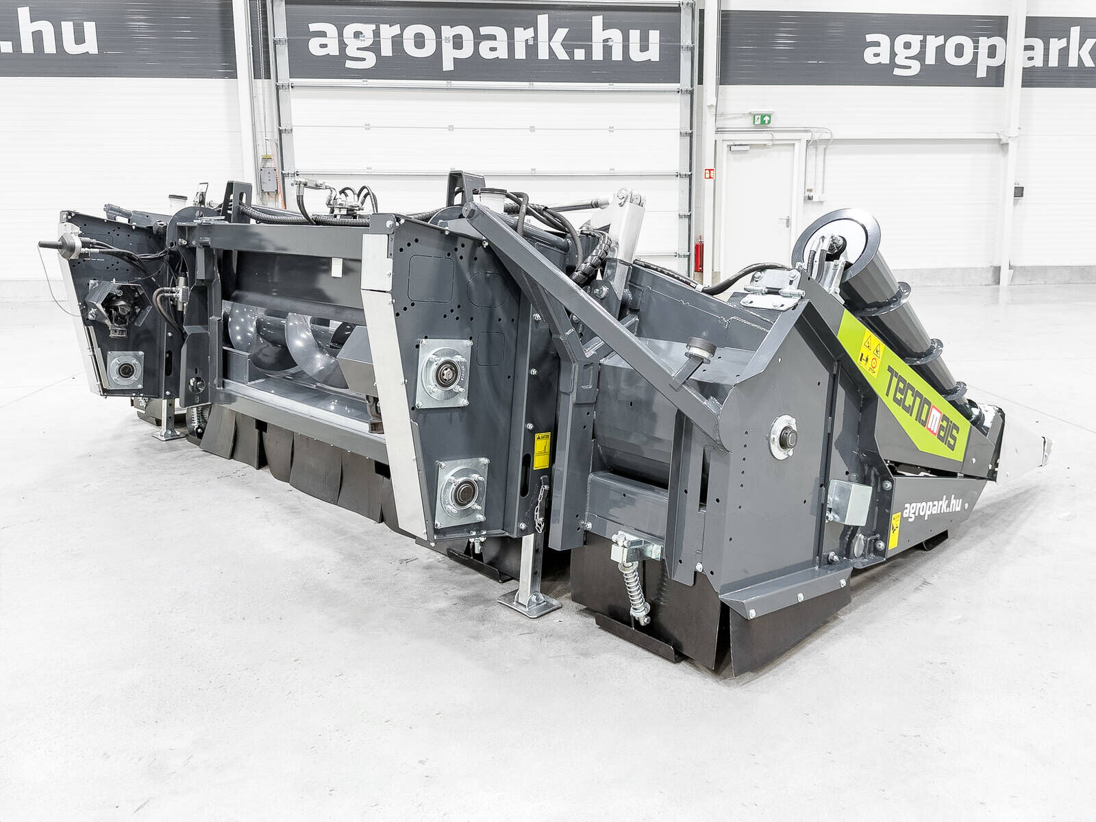 Tecnomais TMRP2 6R-F corn header, 6 row, foldable, 75 cm,  3